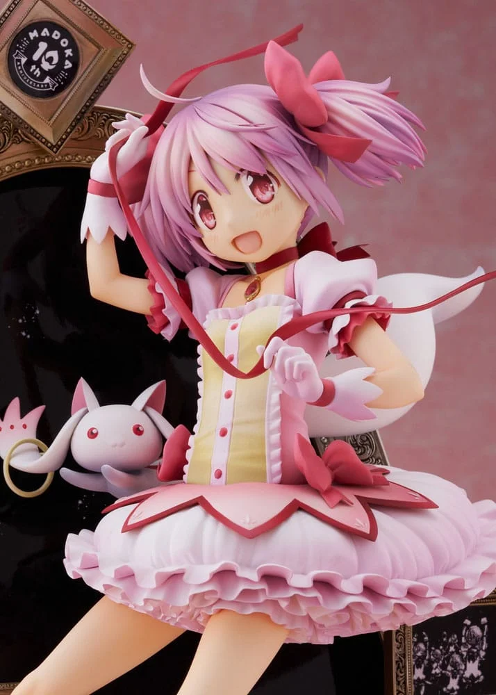 Puella Magi Madoka Magica Statue 1/7 Madoka Kaname 10th Anniversary Ver. 25 cm - Caixa Danificada